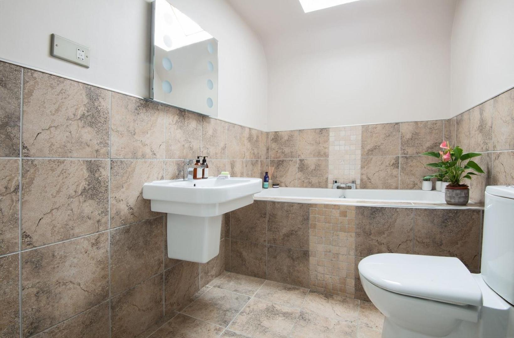 Unique 2 Bedroom In Flat Kirriemuir - Scotland المظهر الخارجي الصورة